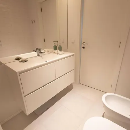 2br W-pool, Gym & Garden- Steps To Ria Formosa
